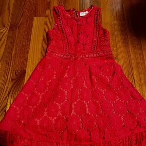 Chic coral colored lace sleeveless dress for girls